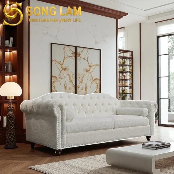 Sofa Băng Chesterfield Thanh Lịch Florence SIU08119 góc nghiêng làm nổi bật đường nét thiết kế phù hợp sofa may đo cho nhà phố và căn hộ
